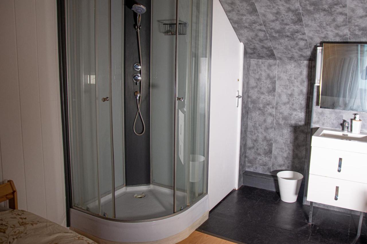 Uniq Guest house